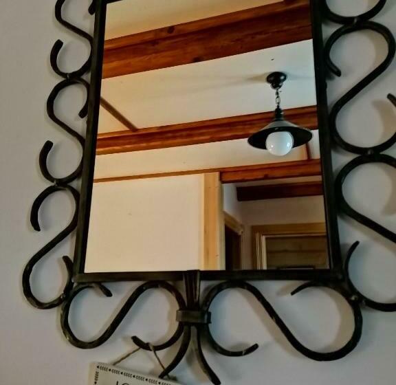 标准间, Siedlisko Zakucie