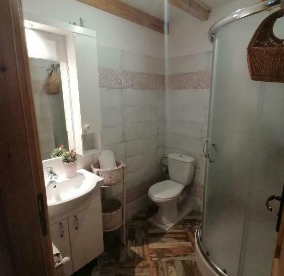 标准间, Siedlisko Zakucie