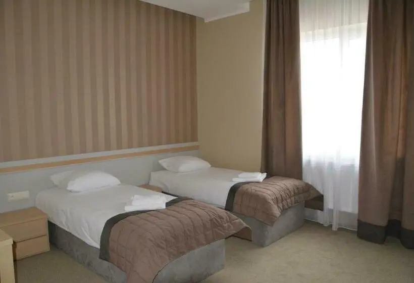 スタンダードルーム, Emef Centrum Szkoleniowo Serwisowe