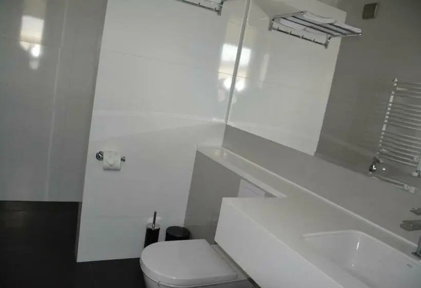 スタンダードルーム, Emef Centrum Szkoleniowo Serwisowe