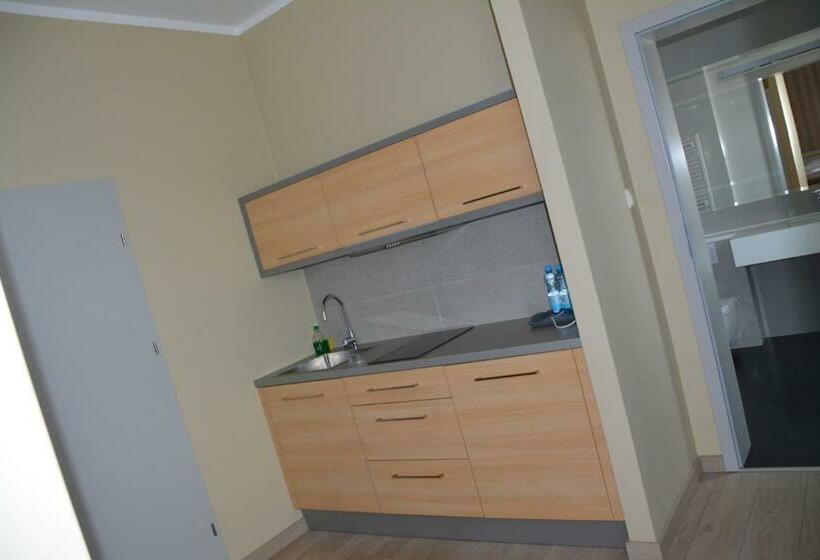 חדר סטנדרט, Emef Centrum Szkoleniowo Serwisowe