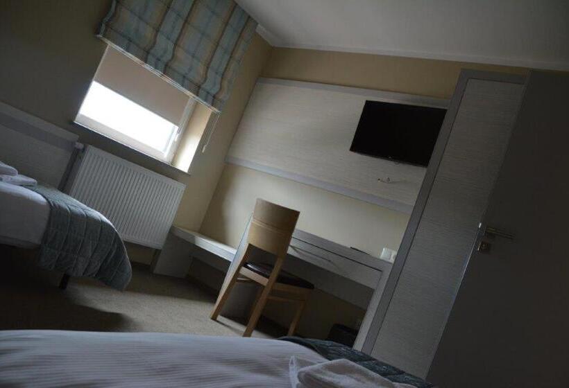 דירת שני חדרים, Emef Centrum Szkoleniowo Serwisowe