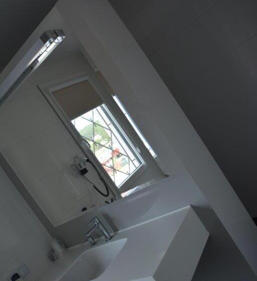 דירת שני חדרים, Emef Centrum Szkoleniowo Serwisowe