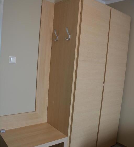 חדר סטנדרט לשלושה, Emef Centrum Szkoleniowo Serwisowe