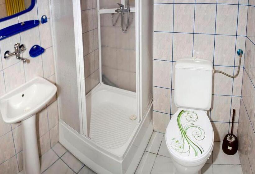 דירת חדר בקומת קרקע, Hostel Barbórka