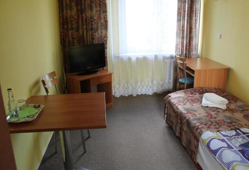 Номер Базовый Одноместный Совместный Санузел, Hostel Barbórka