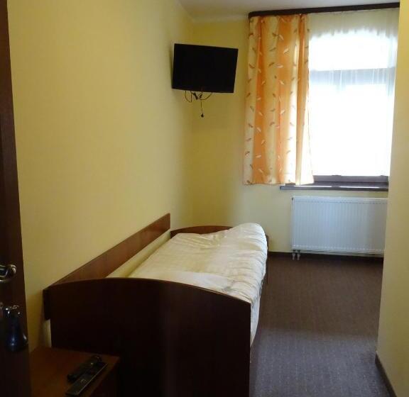 Номер Стандарт Индивидуальный, Hostel Miłosz