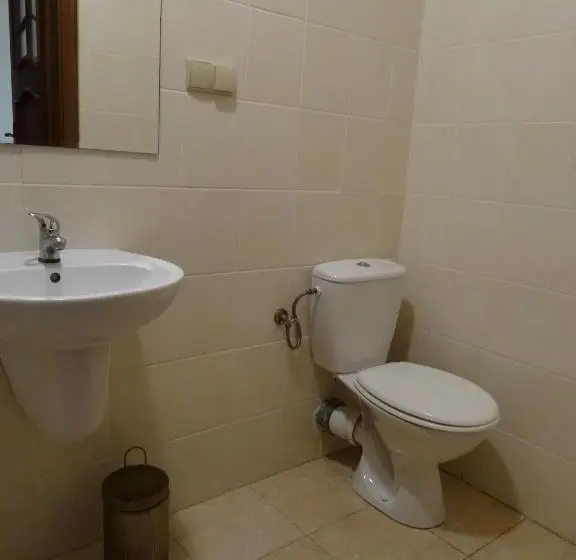 Standard Kolmen Hengen Huone, Hostel Miłosz