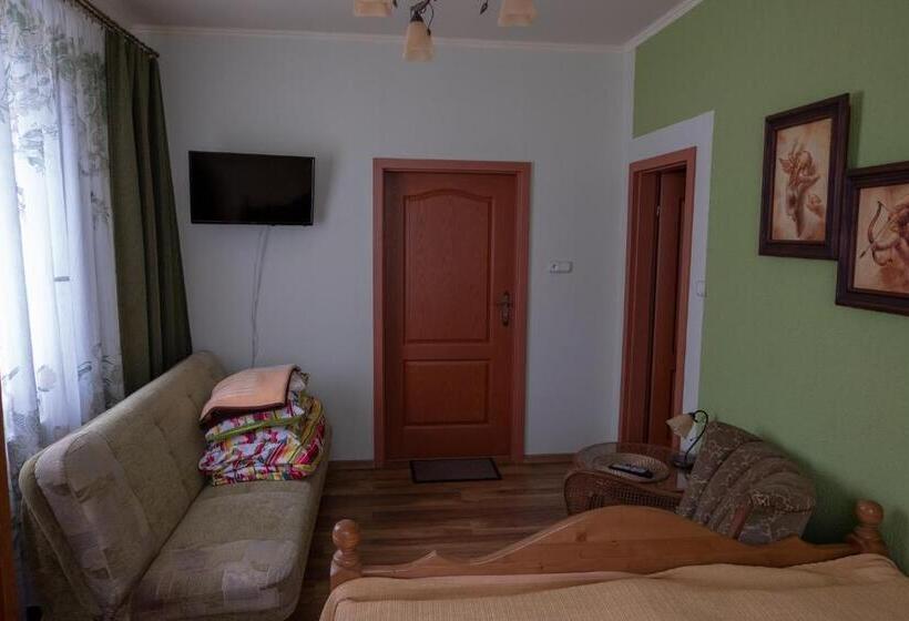 غرفة قياسية رباعية, Agroturystyka Ranczo