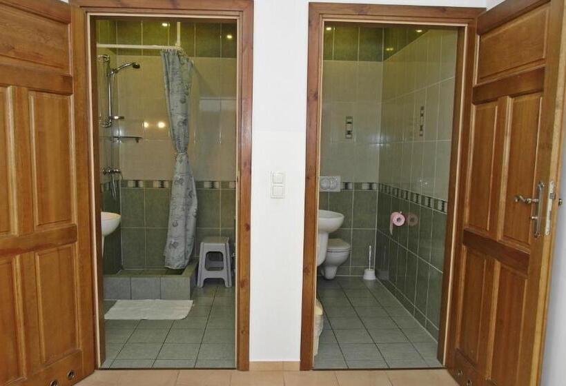 Люкс, Dworek Słoneczko