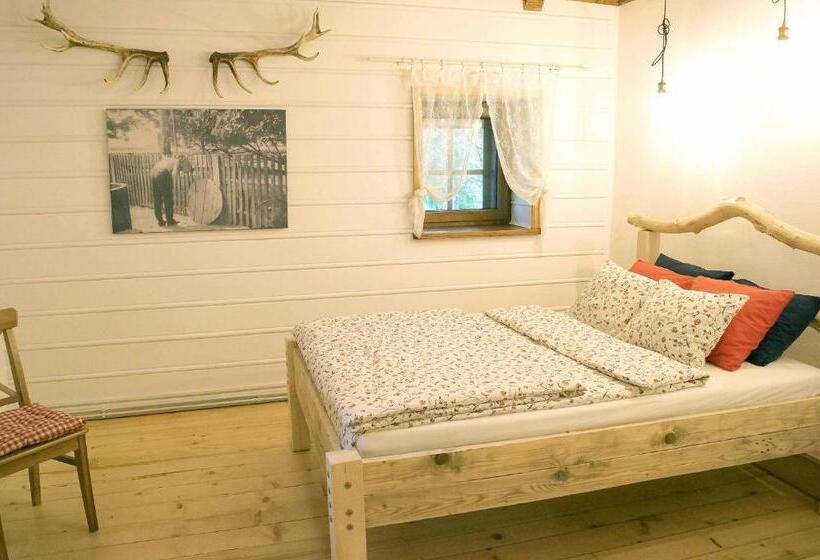 کلبه ییلاقی, Gniazdo W Felicjanowie