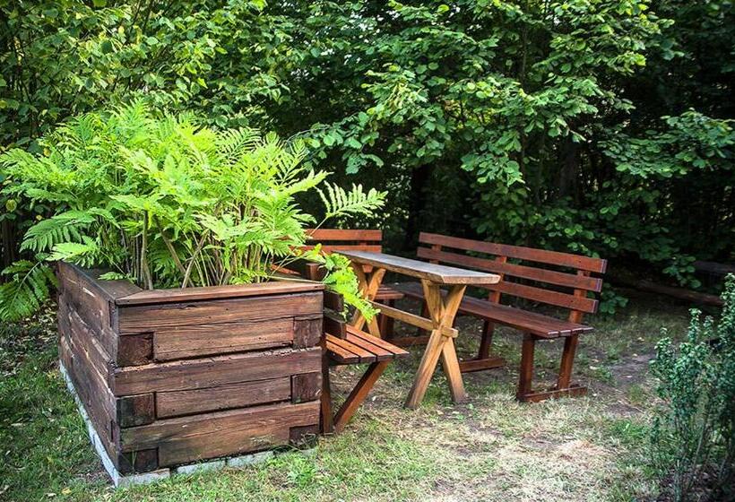 منزل غرفتين نوم, Grenlanda