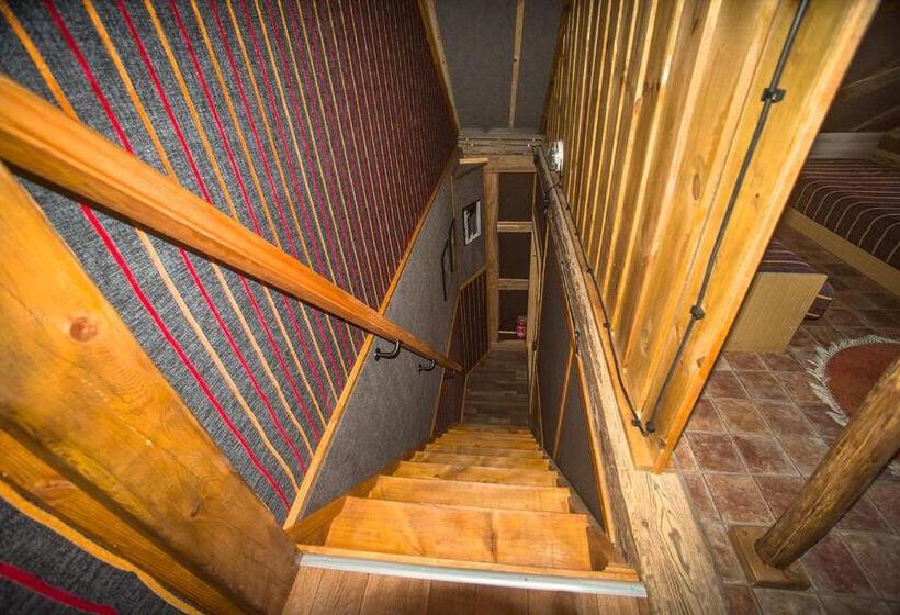 جناح عائلي, Grenlanda