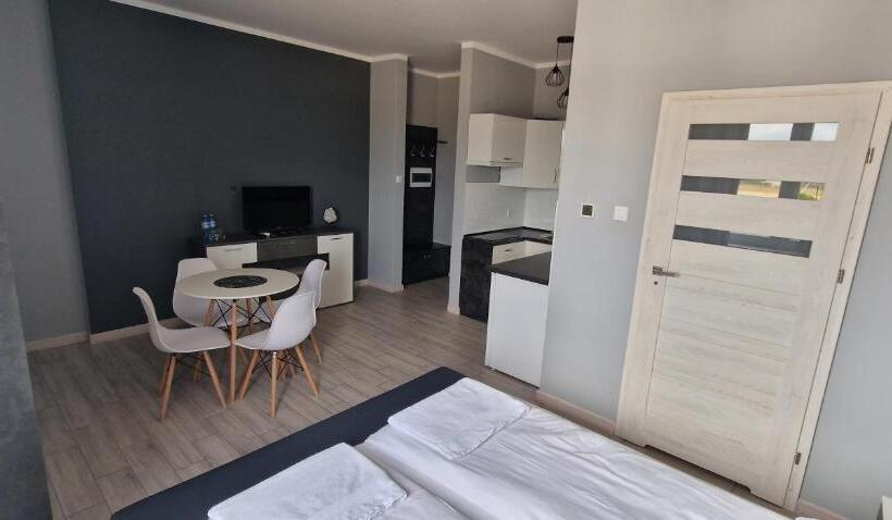 １ベッドルームアパートメント, Hostel Agma