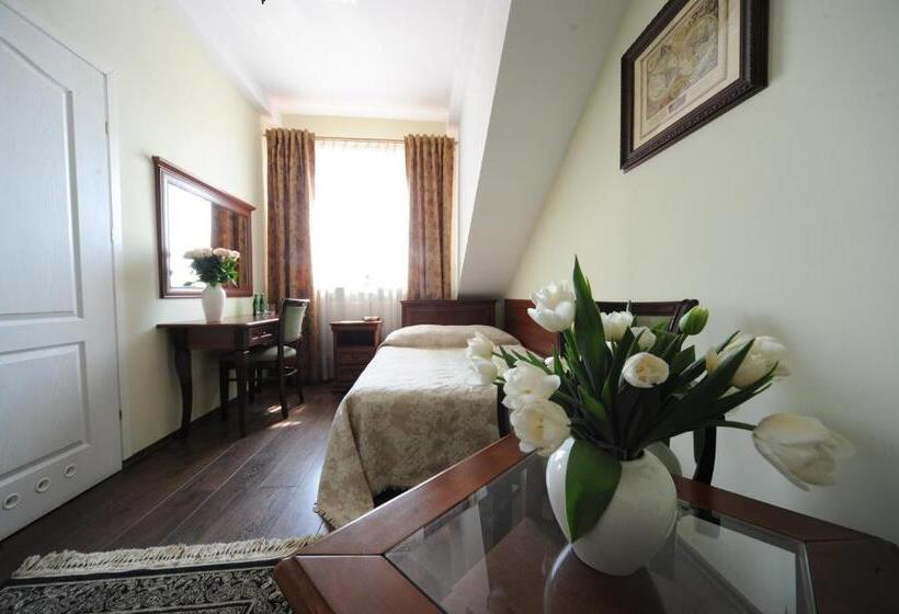 スタンダードシングルルーム, Mateo