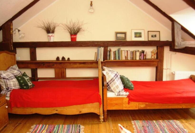 סוויטת דופלקס, Pensjonat Nostalgia