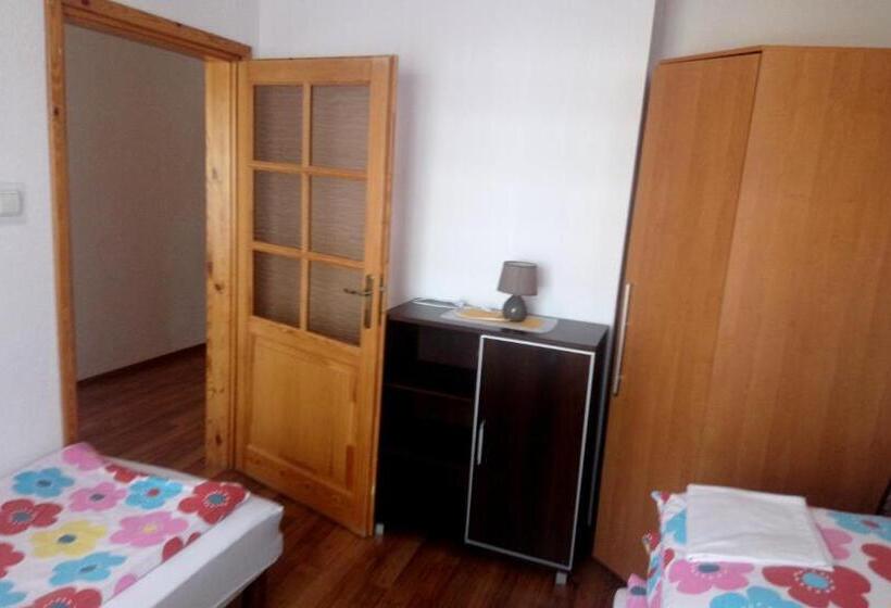 חדר סטודיו סטנדרד, Pokoje Gościnne Strażnica