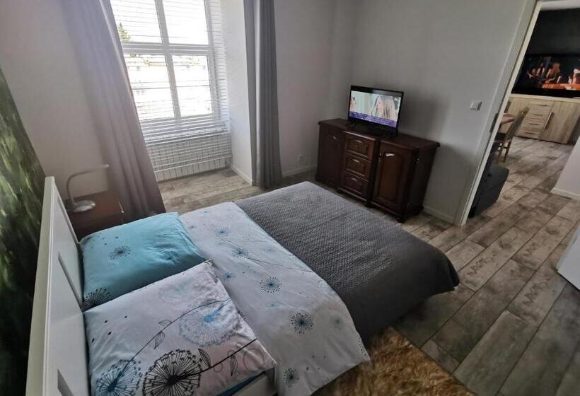 דירת חדר, Pokoje Gościnne Strażnica