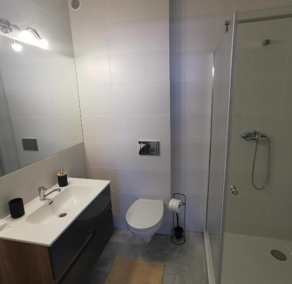 דירת חדר, Pokoje Gościnne Strażnica