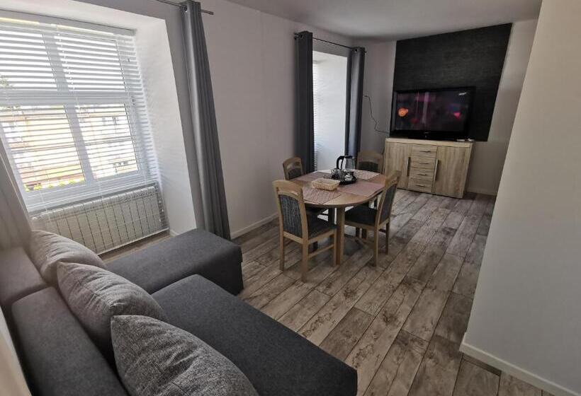 דירת חדר, Pokoje Gościnne Strażnica