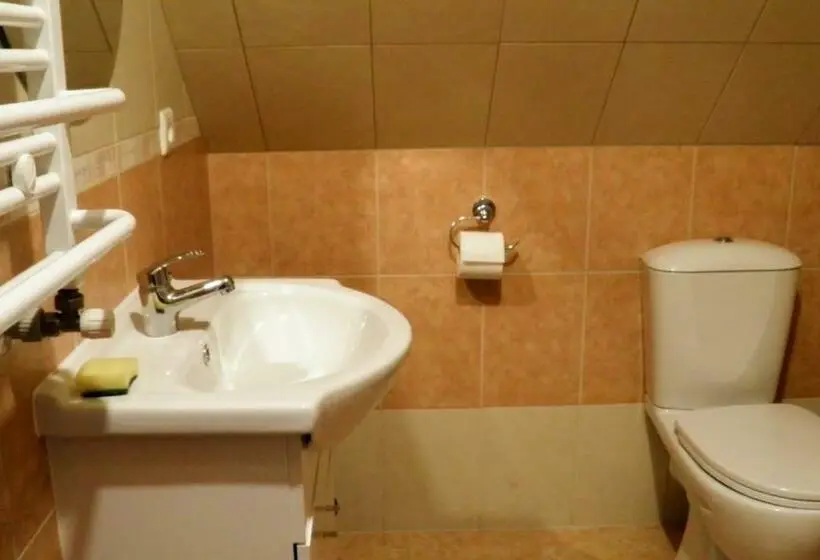 スタンダード４人部屋, Agroturystyka Pod Złotą Rybką
