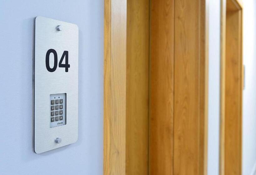 חדר סטנדרט, Nocleg Em