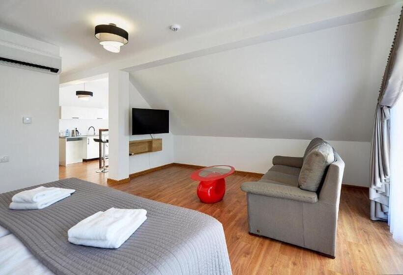 דירת חדר, Nocleg Em