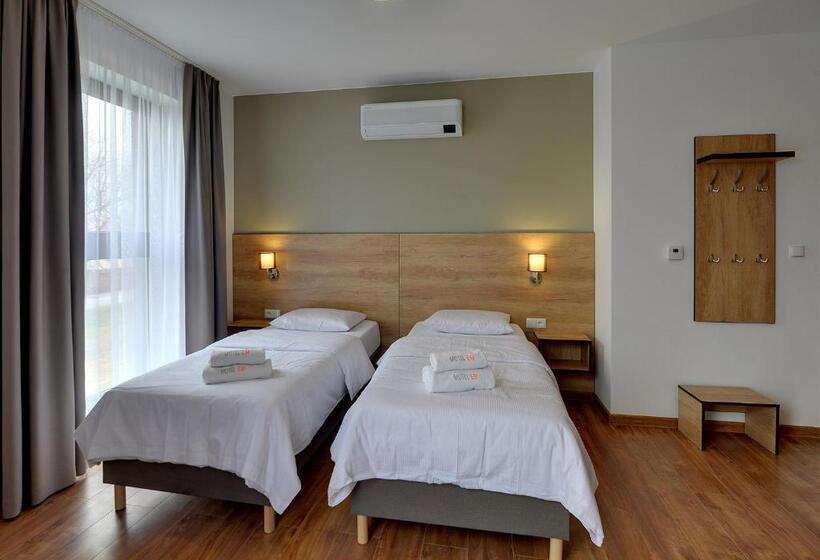 חדר סטנדרט, Nocleg Em