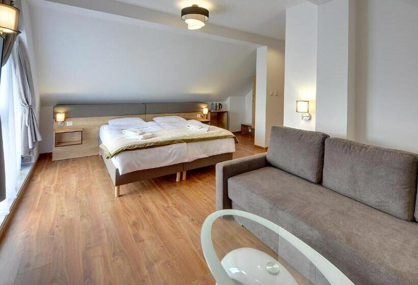 דירת חדר, Nocleg Em