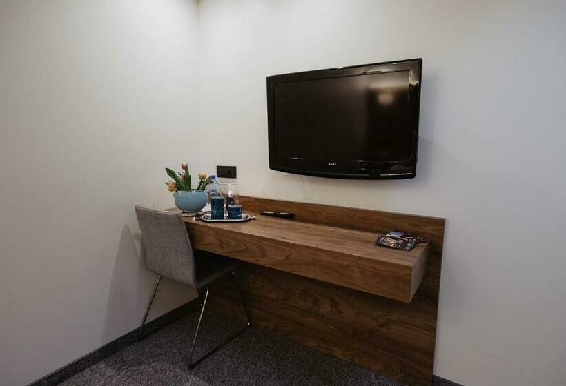 غرفة قياسية, Na Górce