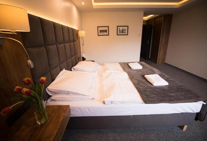 标准间, Na Górce