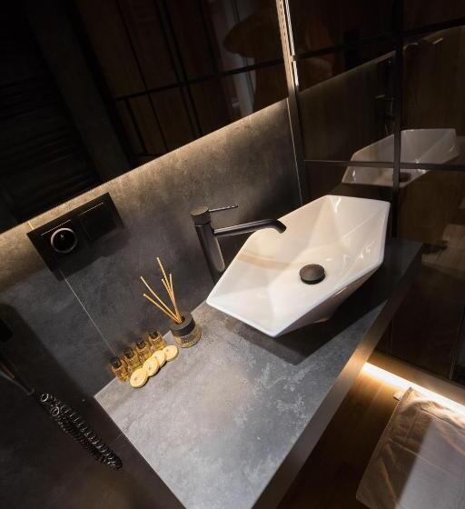 شقة غرفة نوم واحدة مزودة بشُرفة, Na Górce