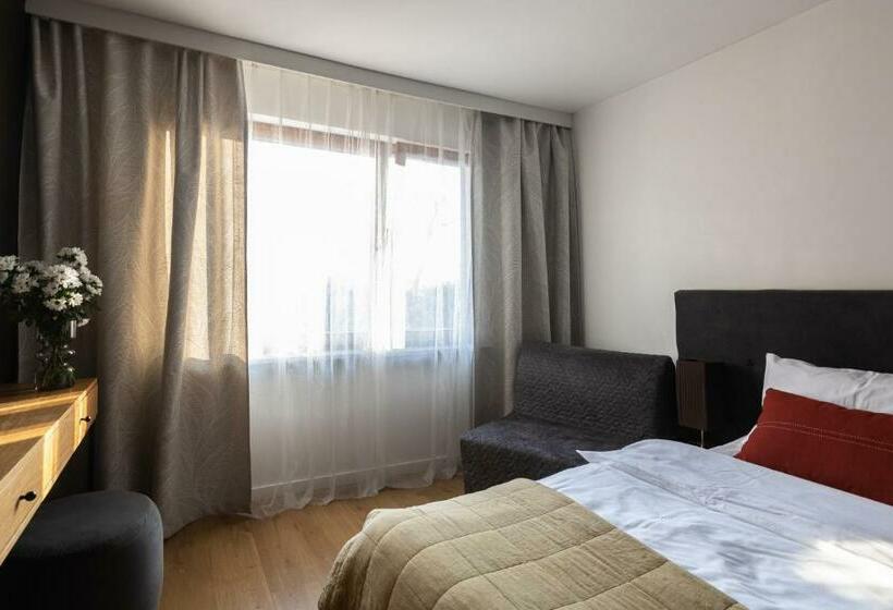 חדר דלוקס, Przytulia