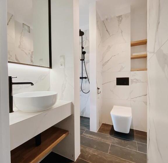 חדר דלוקס, Przytulia