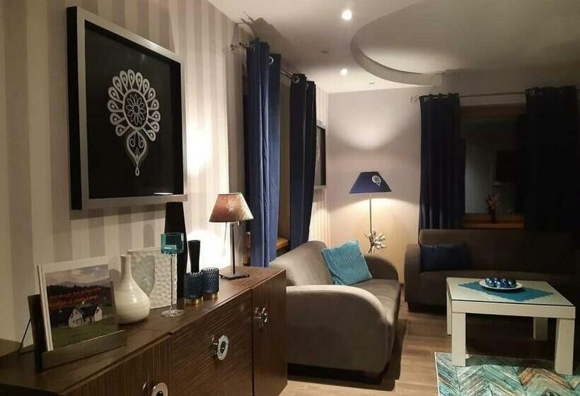 וילה עם 4 חדרי שינה, Villove Domy Spa