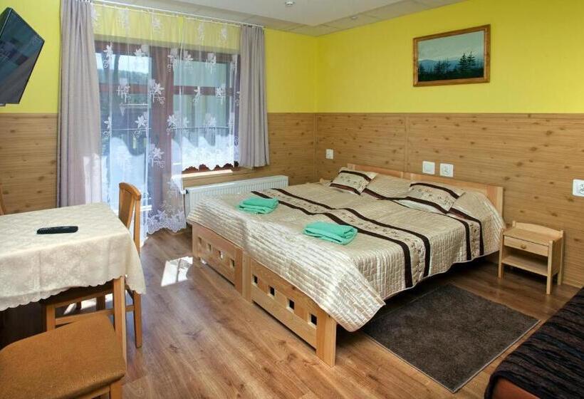 חדר סטנדרט לשלושה, Pensjonat Borowik