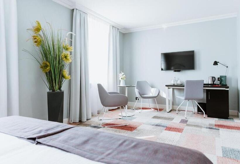 标准间, Pałac łebunia