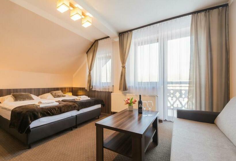 اتاق سوپریور با بالکن, Poduszka Goprówka