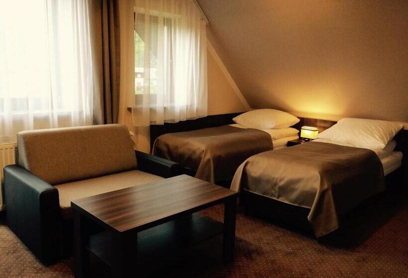 اتاق استاندارد با بالکن, Poduszka Goprówka