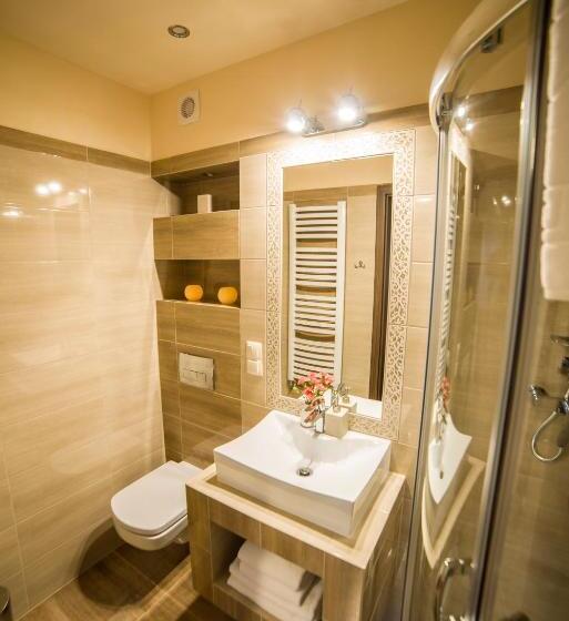 اتاق استاندارد با بالکن, Poduszka Goprówka