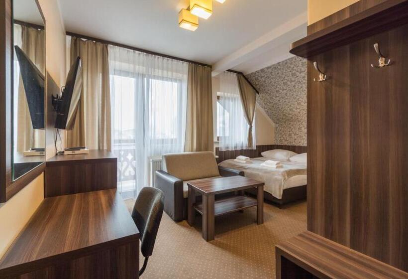 اتاق استاندارد با بالکن, Poduszka Goprówka