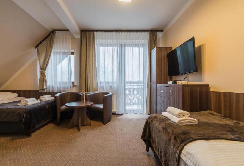 اتاق استاندارد سه تخته با بالکن, Poduszka Goprówka