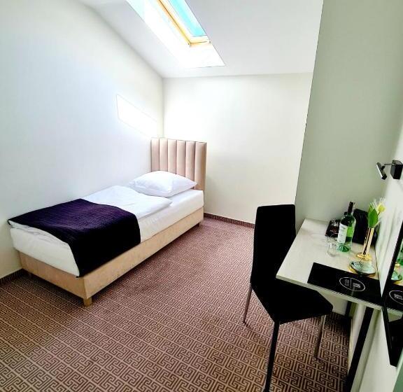 חדר סטנדרט יחיד, Via Hotel Polkowice