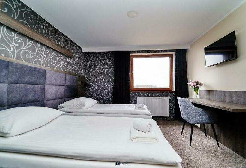 スタンダードルーム, Gościniec Pod Strzechą