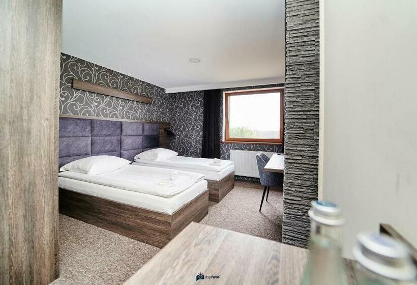 スタンダードルーム, Gościniec Pod Strzechą