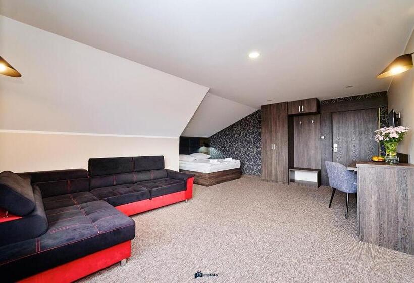 スタンダードトリプルルーム, Gościniec Pod Strzechą