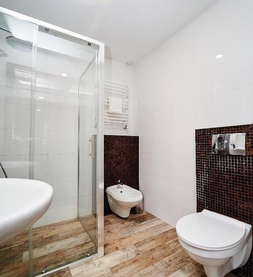 スタンダードトリプルルーム, Gościniec Pod Strzechą