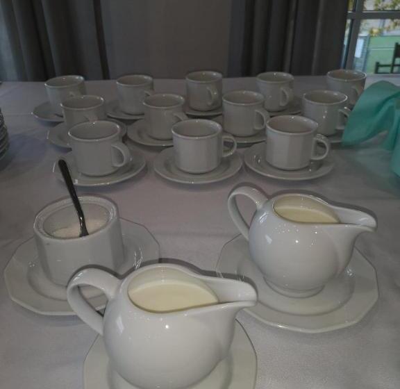 浴室共有スタンダード4人用ルーム, Pokoje Hotelowe Nad Jeziorem Jelen