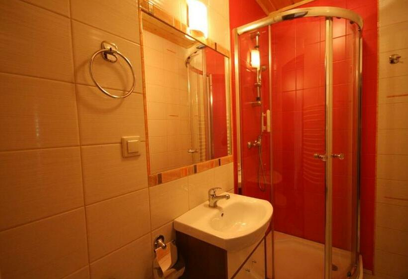 חדר סטנדרט, Zajazd Pod Chmurką