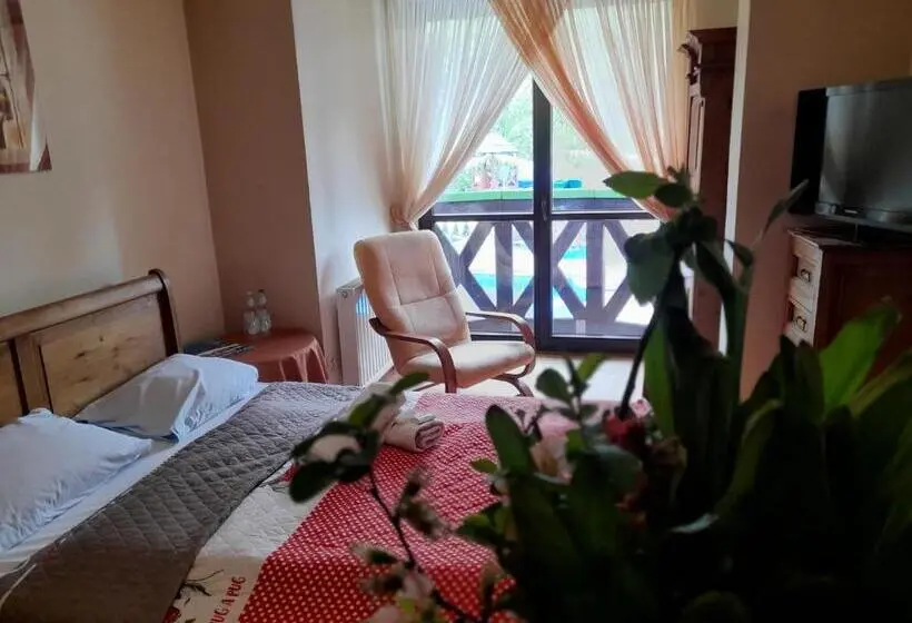 Deluxe-huone, Zajazd Pod Chmurką